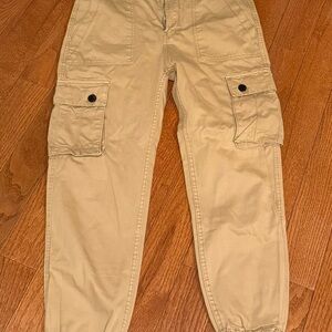 Bershka Men's Beige Cargo Pants